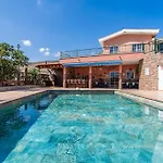 Villa Paulito El Roque