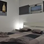Nice Apartment 1210 In Central Area