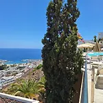 Horizon Views - Excellent Location With Ocean View