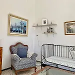 Casa Aya