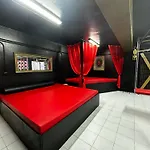 Paradise Resort - Fkk Swinger & Nudist Couples Only