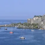 100 M2 Penthouse On The Beach.
