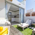 Cozy And Sea Views Private Terrace Apartment