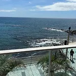 Vivienda 1ª Linea Mar En Paseo Maritimo