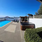 La Casita De Juani