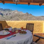 Las Mimosas