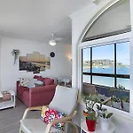 Patalavaca Beach House