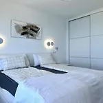 2 Schlafzimmer Ferienwohnung Direkt Am Strand