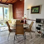 VV Canteras Ático by henrypole home