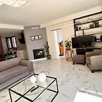 Villa Con Piscina Privada Palmeras Home