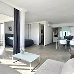 Excelsior I Sea View Apartment