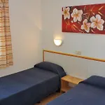 Bungalow Auf Einem Felsen Direkt Am Meer