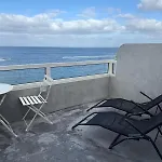 Beach Line Apartment