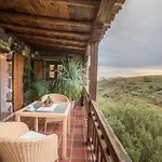 Casa Oronado