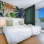 Palm Suites