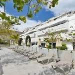 Palm Suites