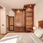Villa Montana La Data