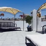 Pura Vida Beach Suites