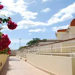 Deluxe Apartment. 50 Meters Beach