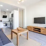 Flatguest - Sweet Urban