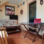 Beautiful Holiday Home Near Of The Sea