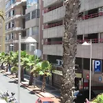 Loft en playa Las Canteras-vista mar con wifi