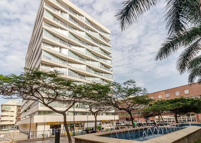 Brand New Apartment With Ocean & Volcano Views