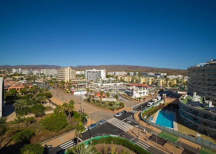 Marlenghi Apartments 413