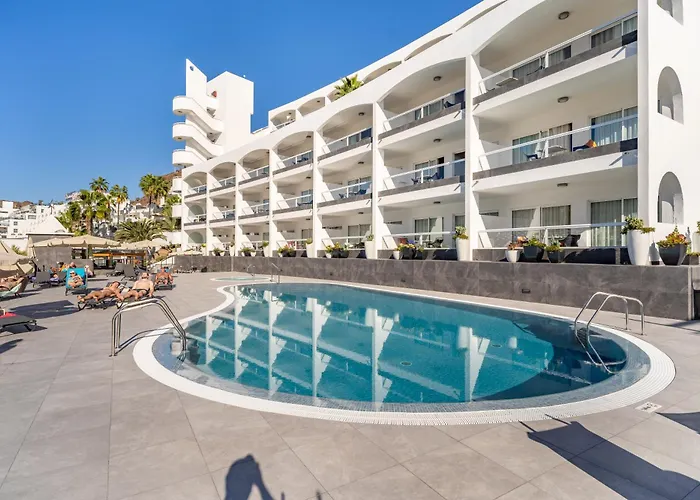 Apartamentos Altair