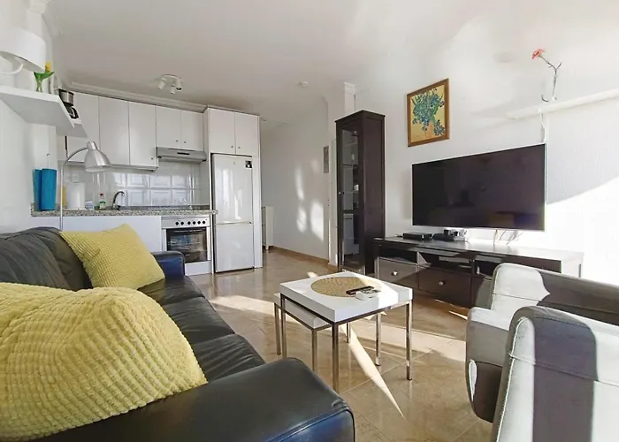 Sunny Apartment Teneguia By Yumbo