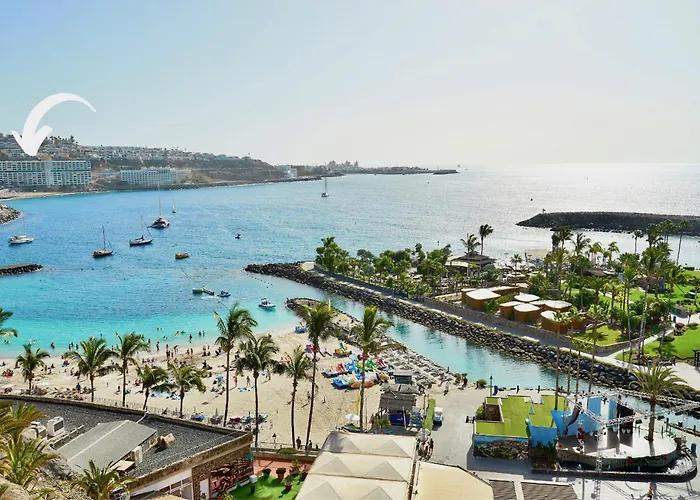 Brand New - Glass Apt - Ocean Views