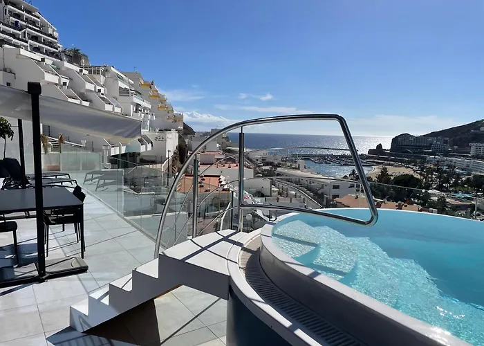 The One Luxury Apartments