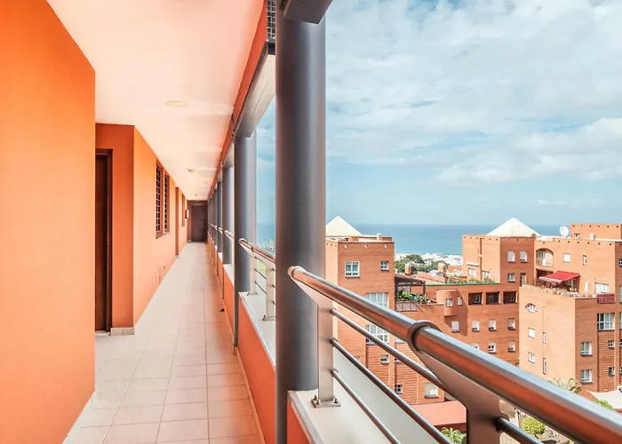 Las Vistas Residencial L Parking Privado