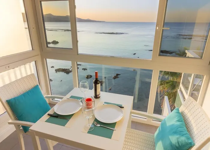Living Las Canteras Homes - Beachfront Love Story