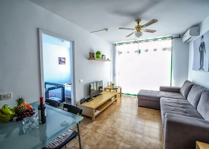 Apt With Terrace Facing Amadores Beach