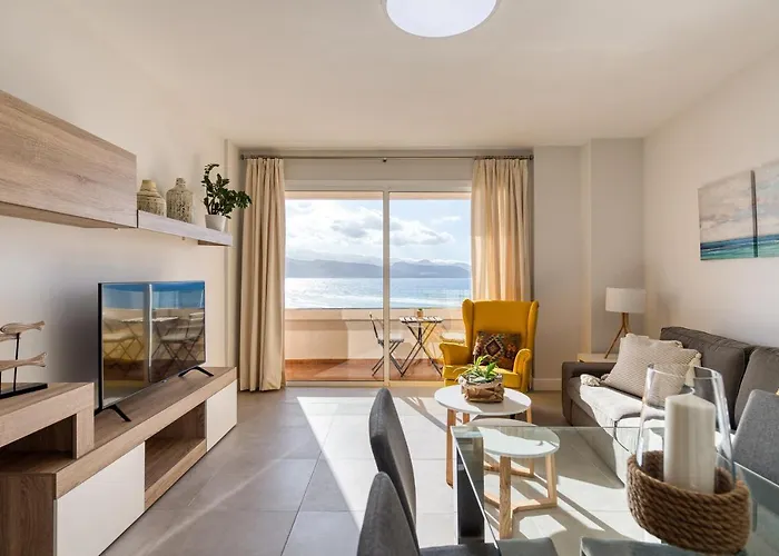Living Las Canteras Homes - Bright Beachfront