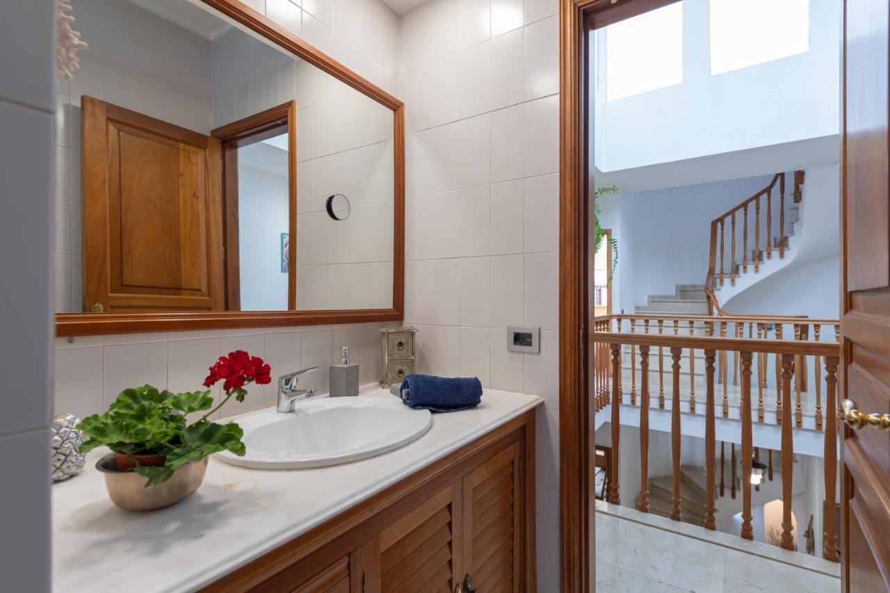 Villa The Yellow House - Solarium - Climatized Pool Galdar
