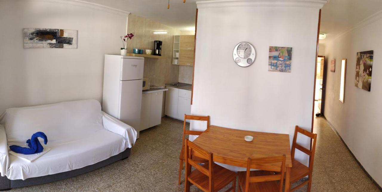 Australia Apartment *