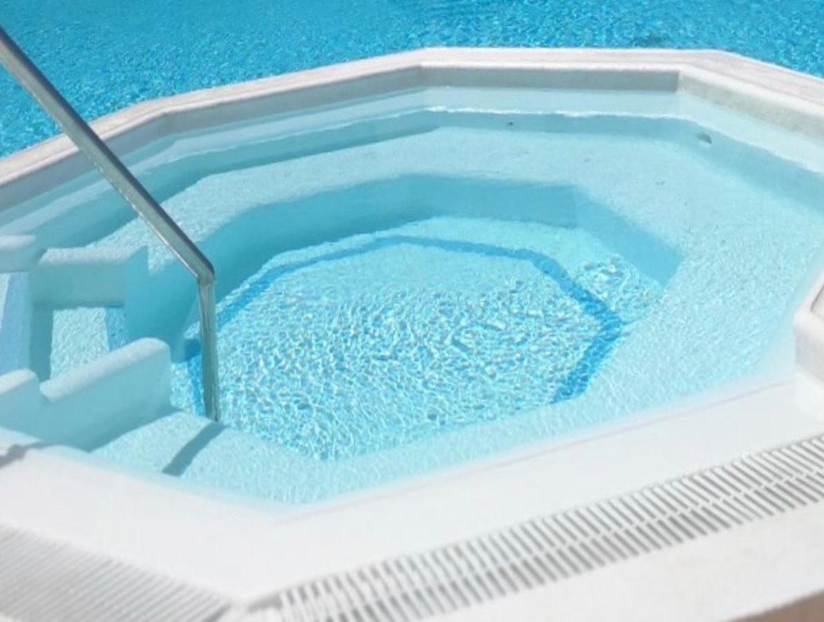 With Jacuzzi And Pool Access Puerto Rico (Gran Canaria)
