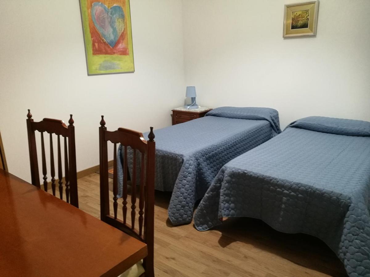 Privatunterkunft Residencia Conejos - Bike & Motorbike