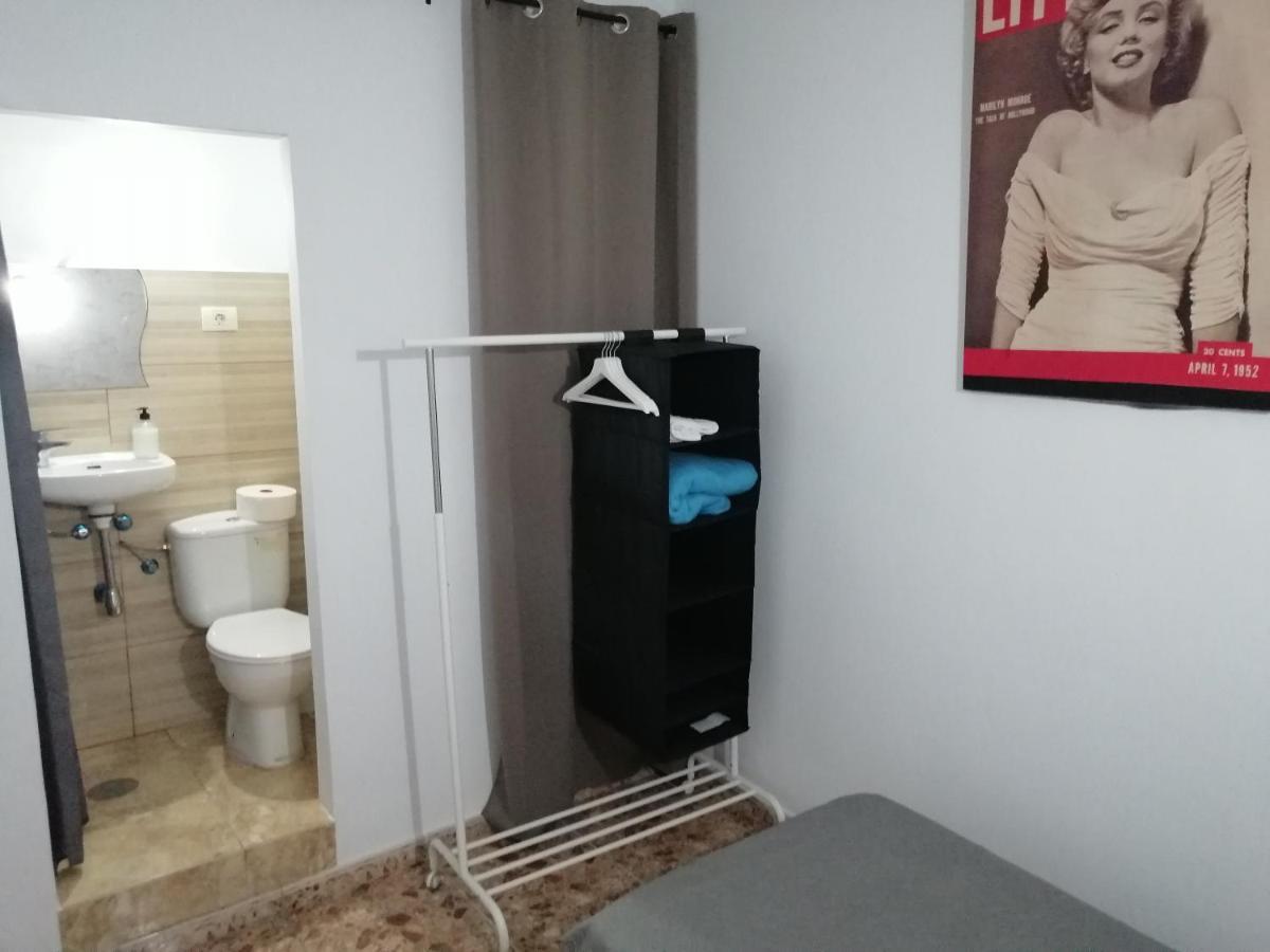 Alcaravaneras (adults Only)