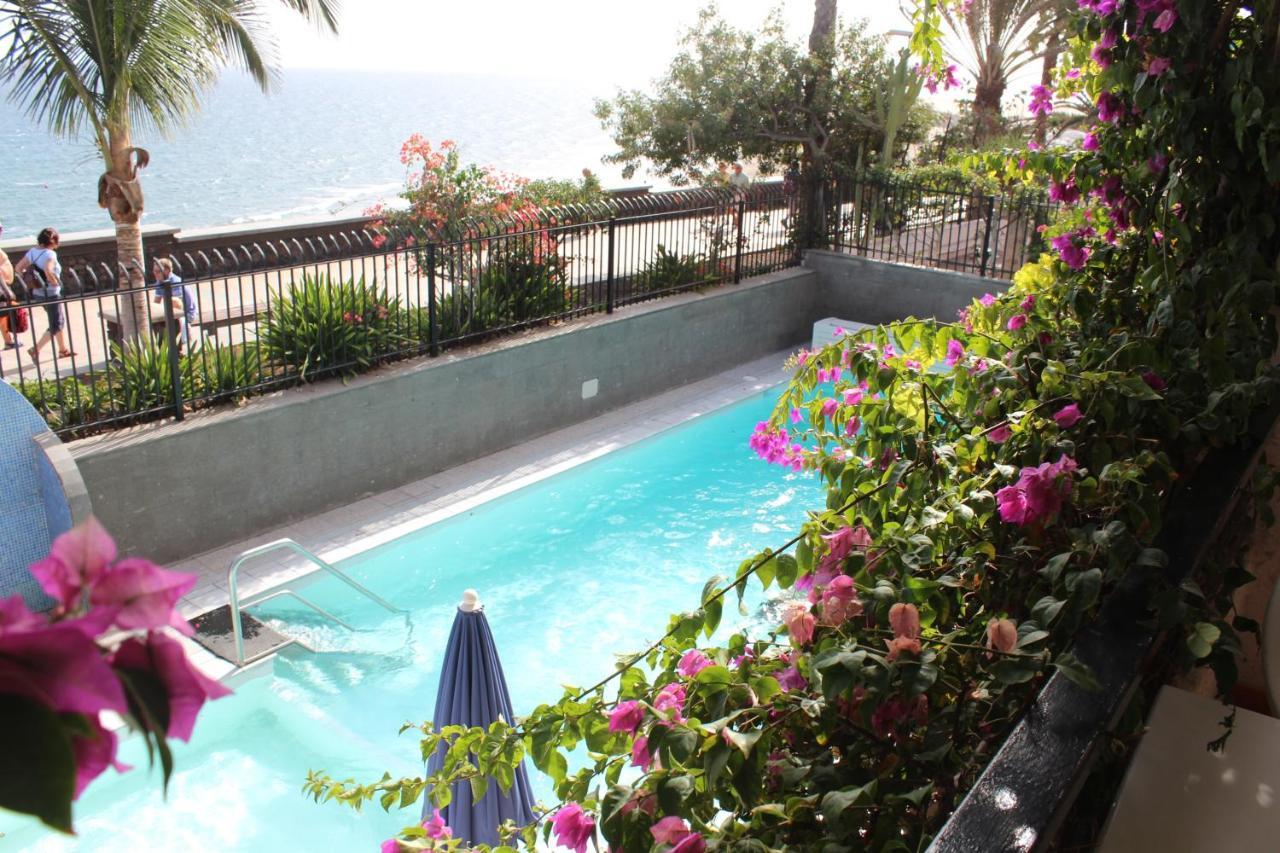 Casa Blanca - Sea View - First Line * Playa del Ingles (Gran Canaria)
