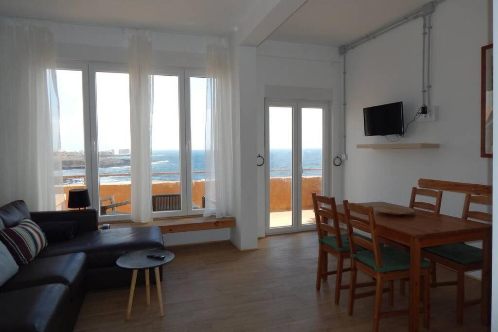 Big, Large Cozy With Sea View Ask For Additional Bedroom As An Extra Option