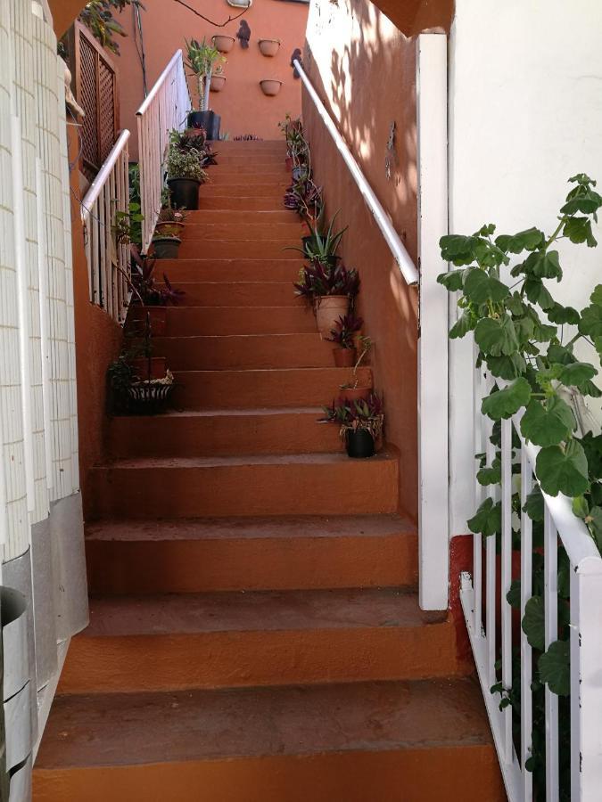 Privatunterkunft Residencia Conejos - Bike & Motorbike