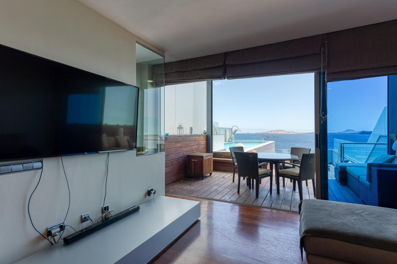 Penthouse With Private Swimming Pool *