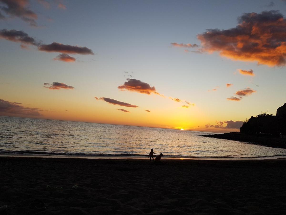 Apartamento Deluxe 3 Rooms74m2,2air Condit 2tv Seaview On Amadores,2 Heatpools, Parking, 600 Mb,dishwasher,2lift,,3 Beaches *