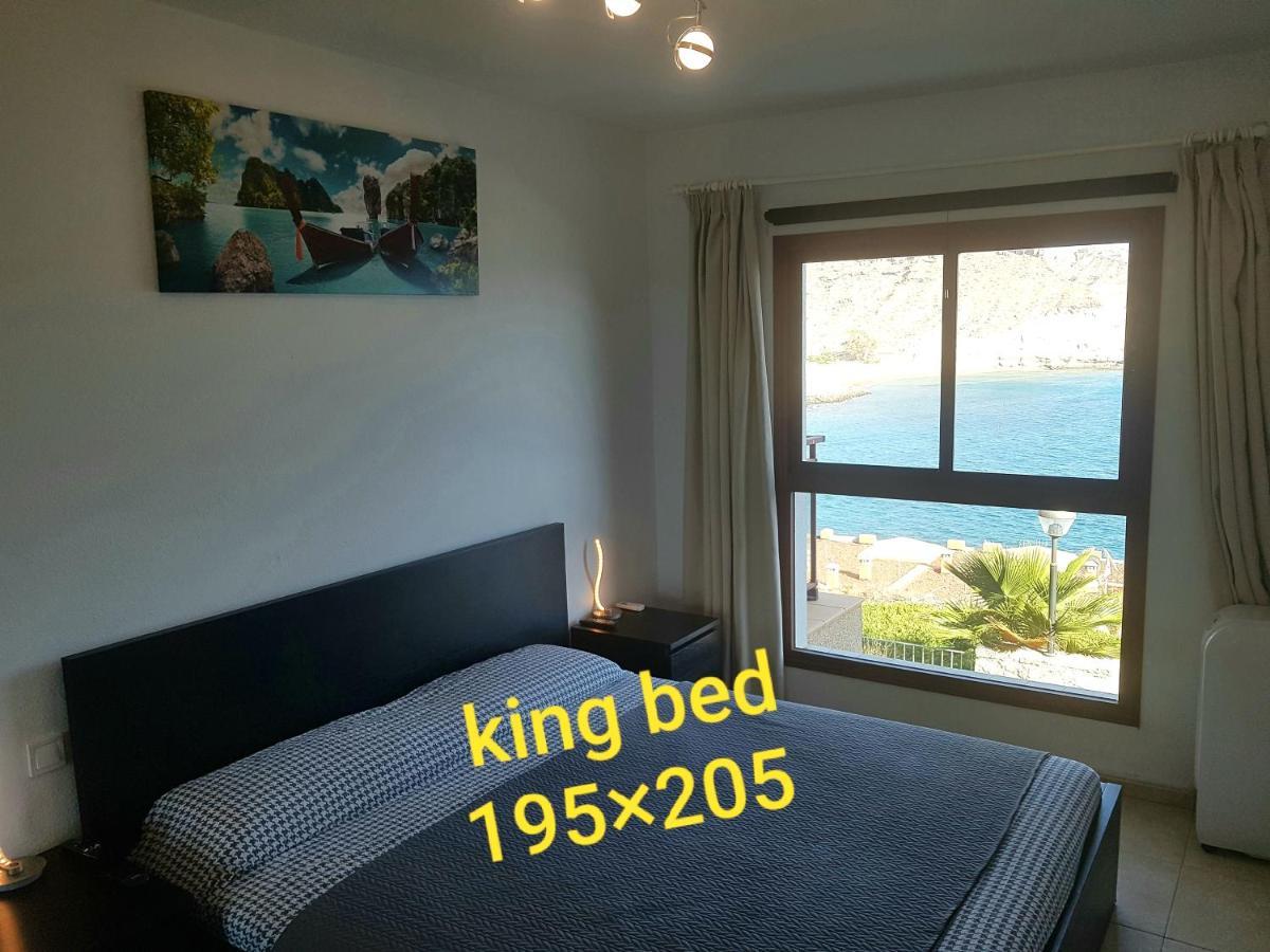 Apartamento Deluxe 3 Rooms74m2,2air Condit 2tv Seaview On Amadores,2 Heatpools, Parking, 600 Mb,dishwasher,2lift,,3 Beaches
