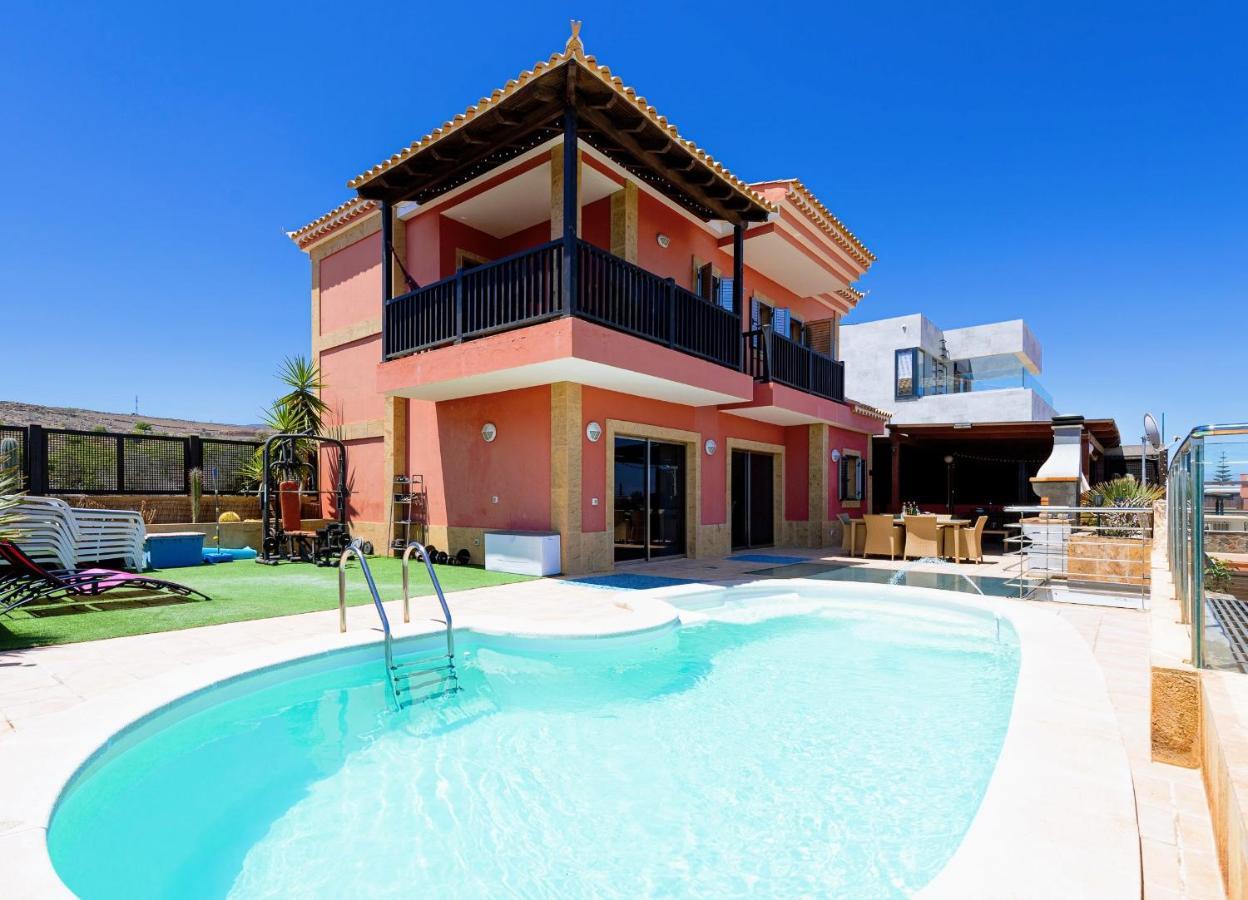 Luxury 5 Star Violetta With Amazing Sea View, Jacuzzi And Heated Pool Villa