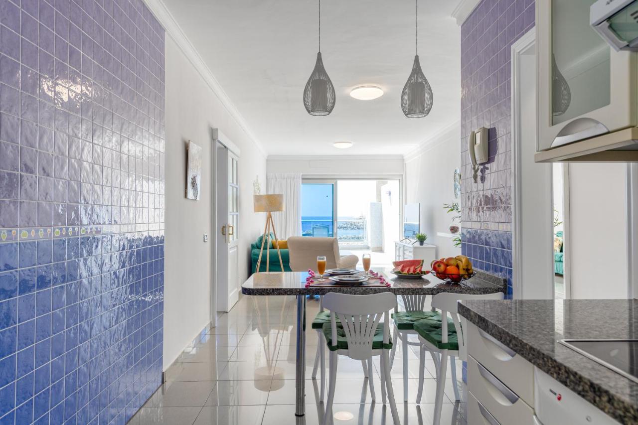 Beachfront In Puerto Mogan Apartment *