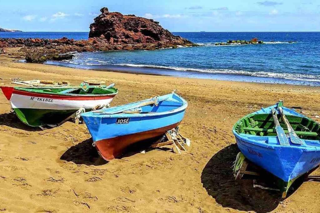 Casa Soleada Sunny House Сasa de vacaciones El Burrero